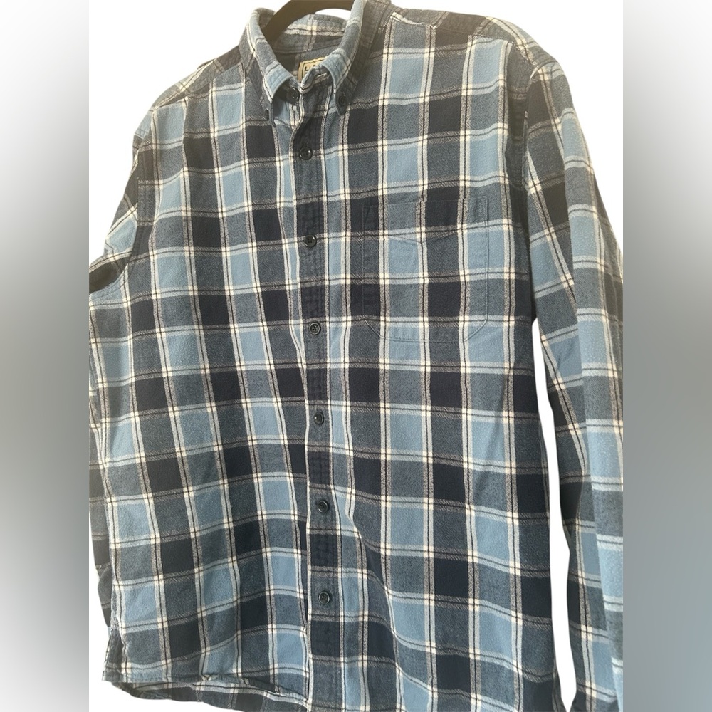 LL Bean Blue Plaid Flannel Shirt Mens Large Button Down Regular Fit Casual‎
